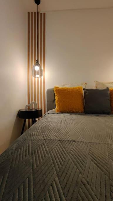 Joli Appartement Au Pied Du Tramway Bezons Bagian luar foto
